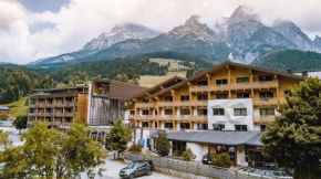 Отель Hotel Salzburger Hof Leogang, Леоганг